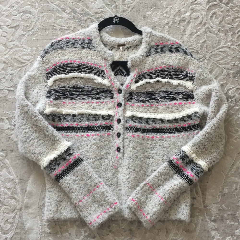 SALE 🌈🌈Free people grey and pink knit sweater